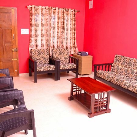 Coorg Girinivas Deluxe Homestay-Wi-Fi Madikeri Buitenkant foto